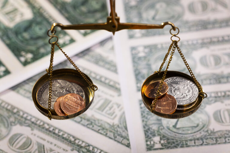the difference between appraised value and market value of a home