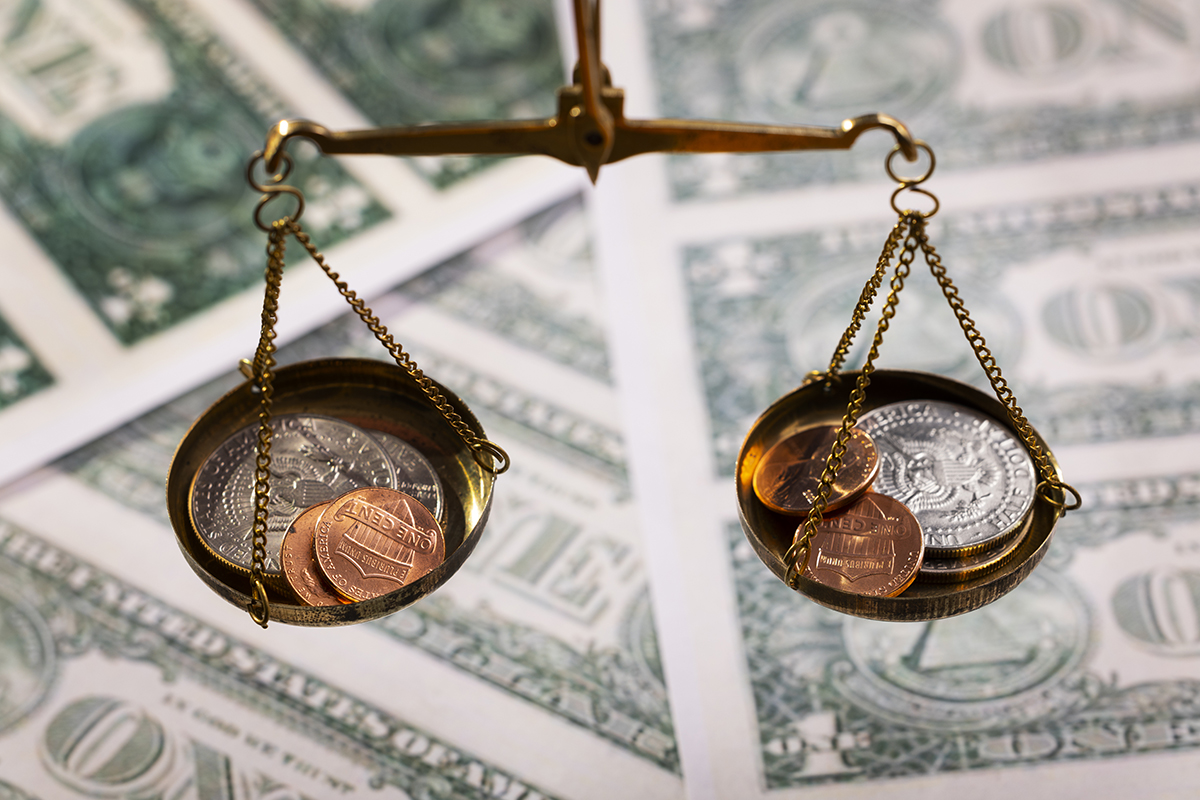 the difference between appraised value and market value of a home